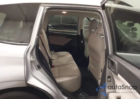 2015 Subaru Forester 2.5I Premium z USA, uszkodzony, nr VIN JF2SJAFC1FH404630